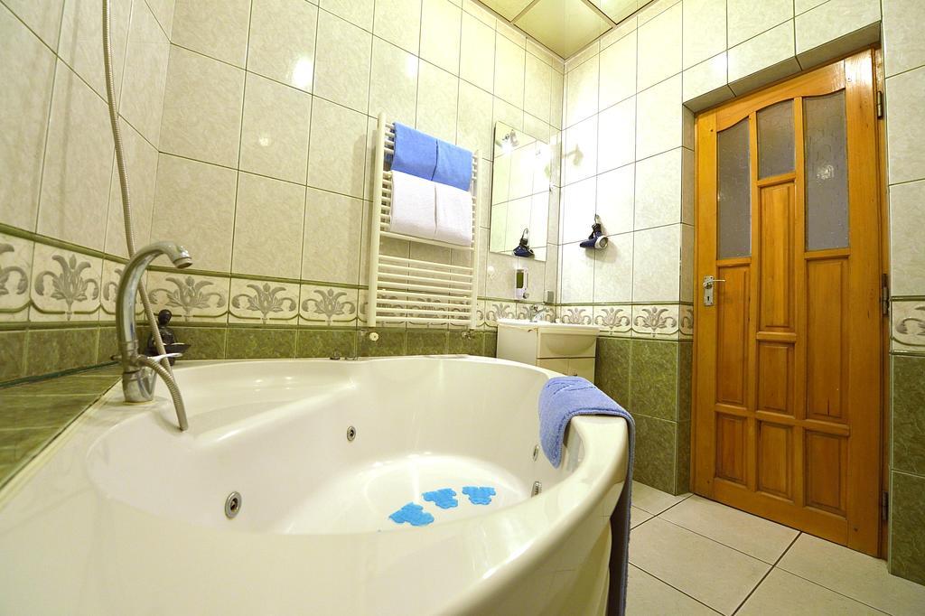 Atlas Accommodation Bucareste Quarto foto